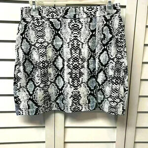 SHEIN Snakeskin Pull On Stretch Mini Skirt Size 5